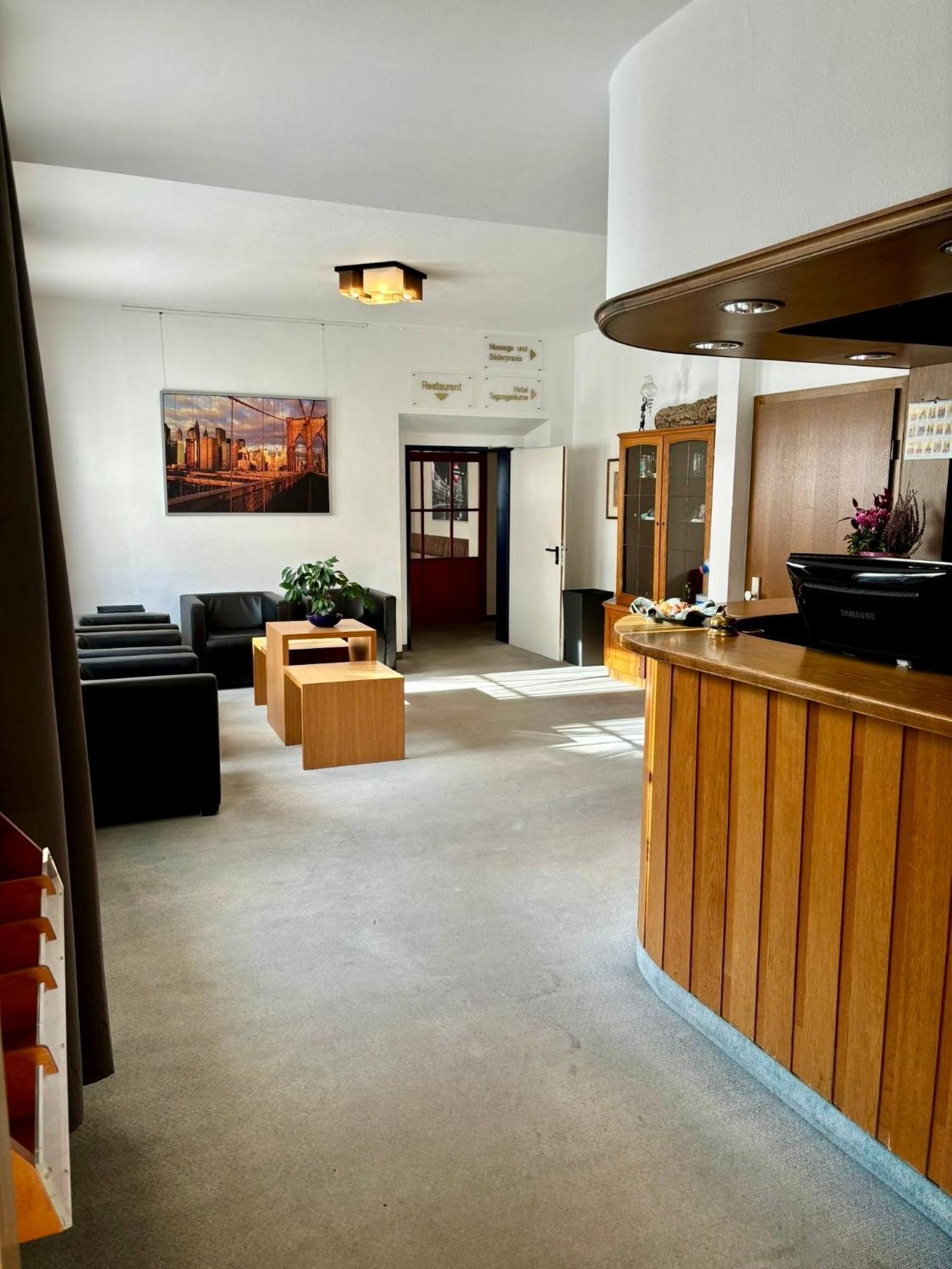 Adamidis Hotel Altenmedingen Extérieur photo