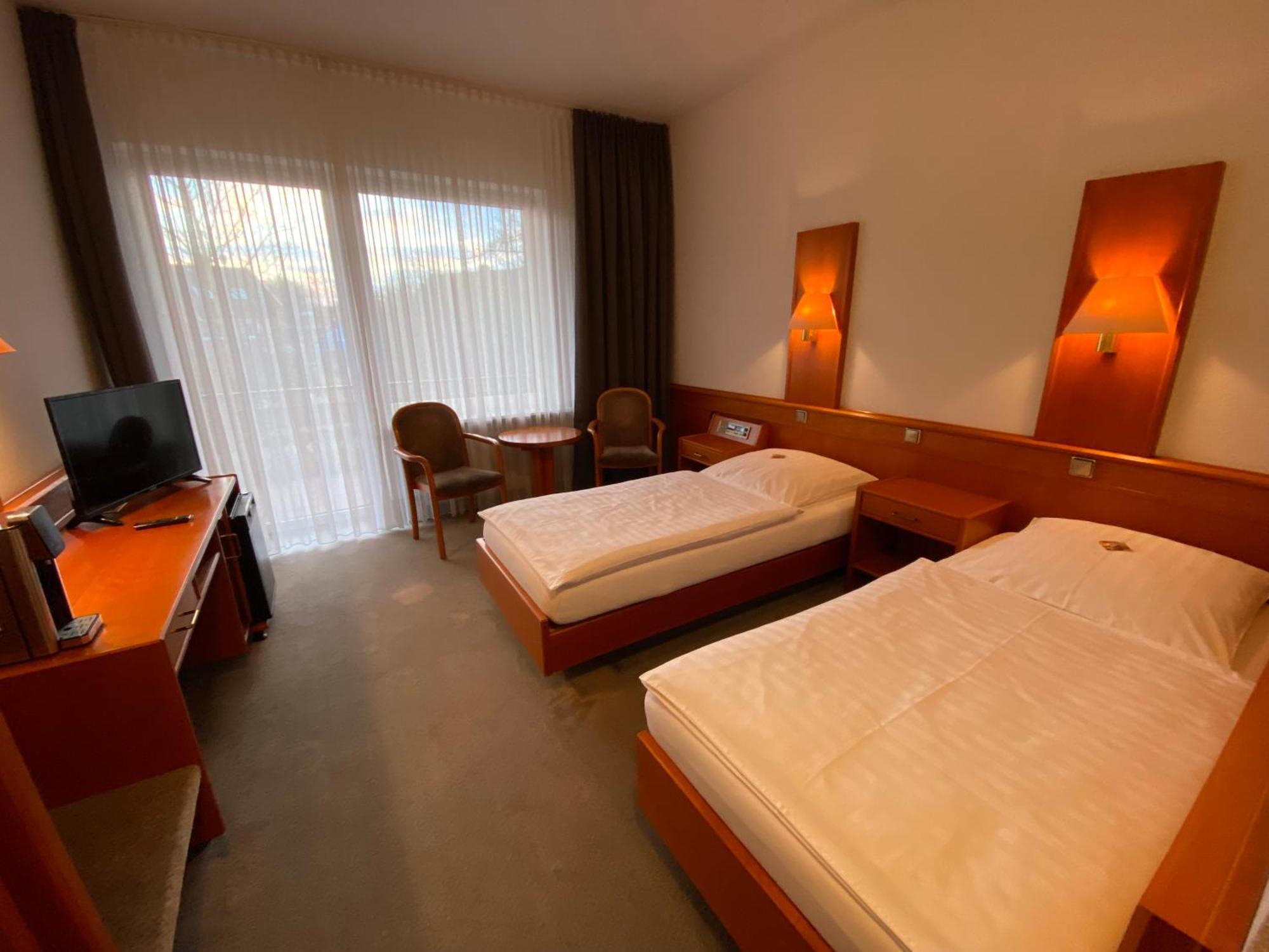 Adamidis Hotel Altenmedingen Extérieur photo