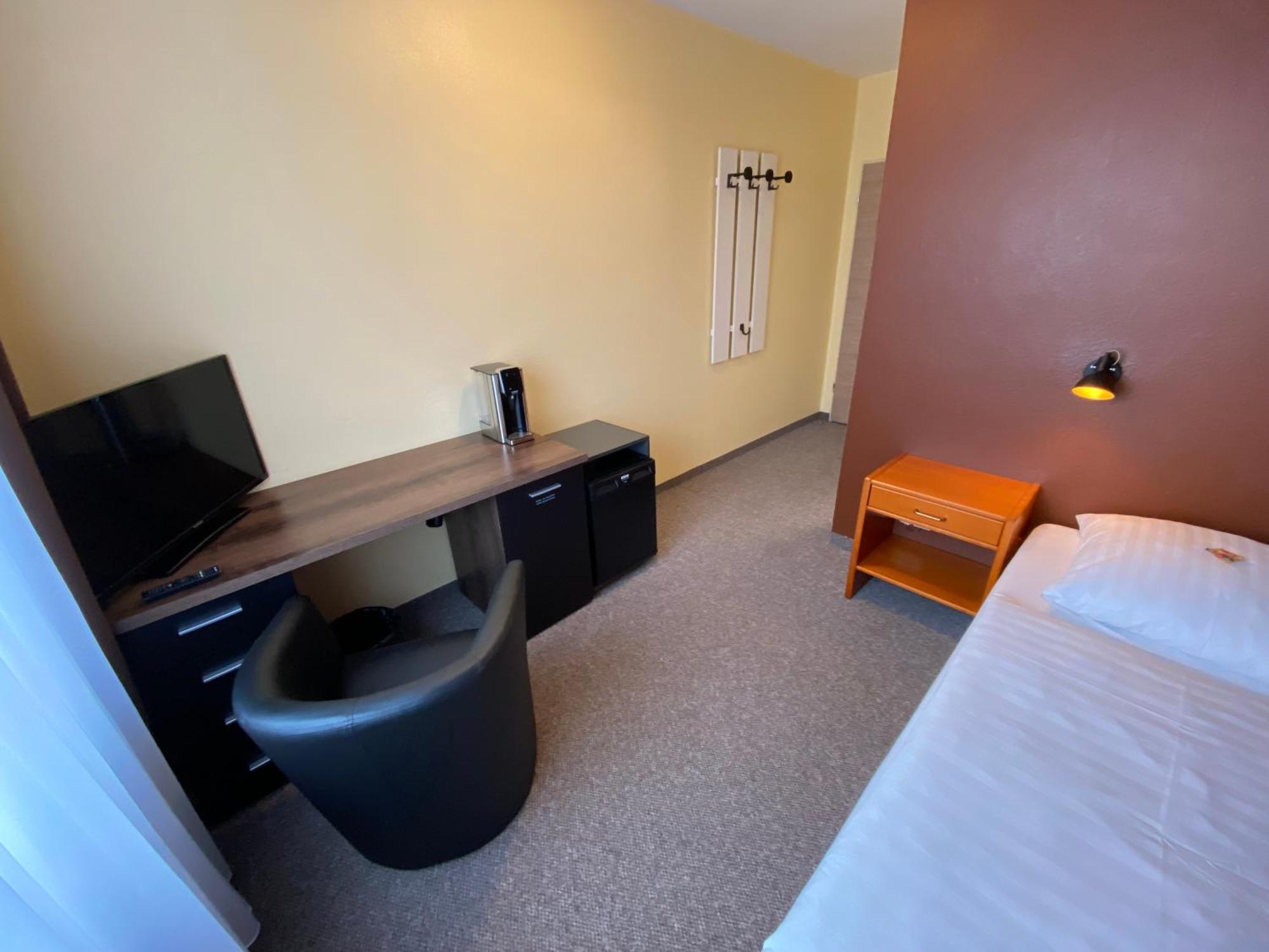 Adamidis Hotel Altenmedingen Extérieur photo