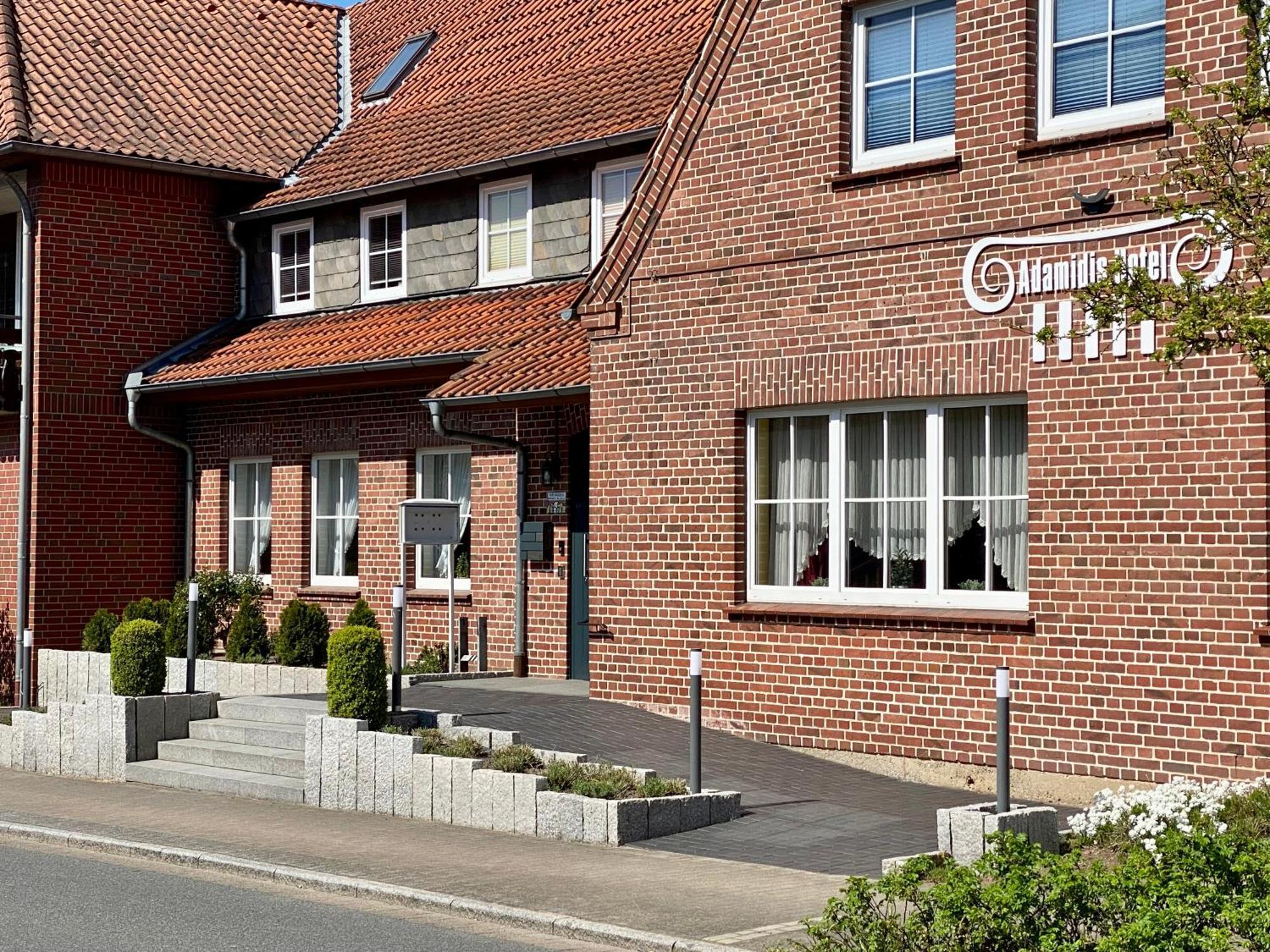 Adamidis Hotel Altenmedingen Extérieur photo
