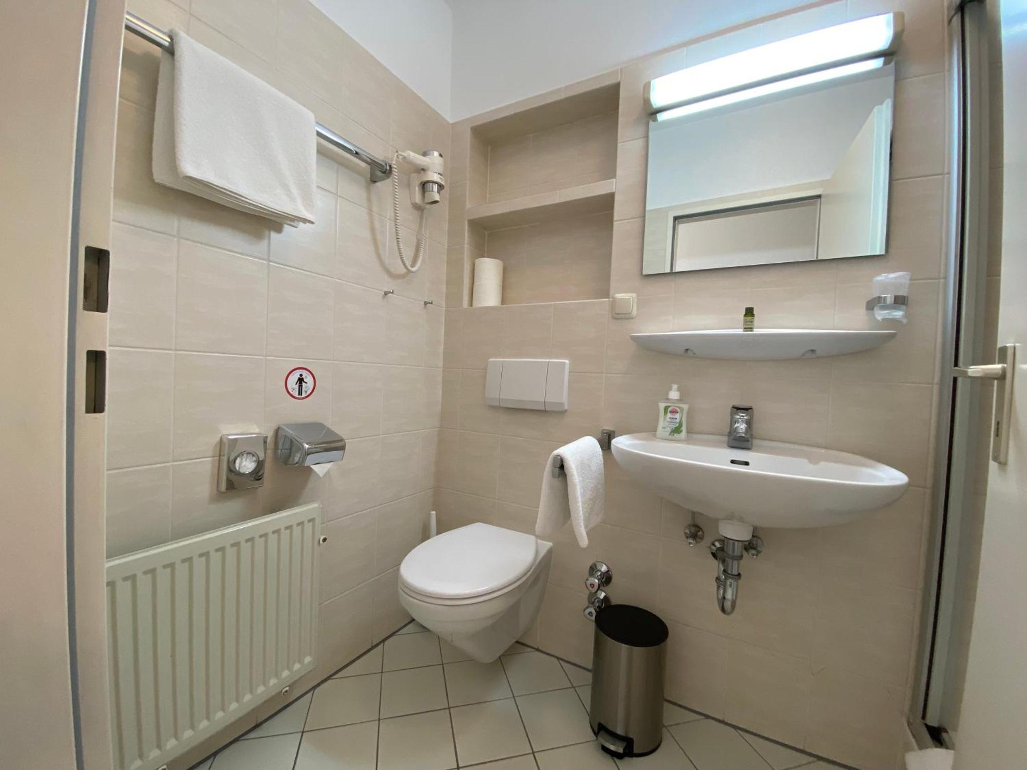 Adamidis Hotel Altenmedingen Extérieur photo