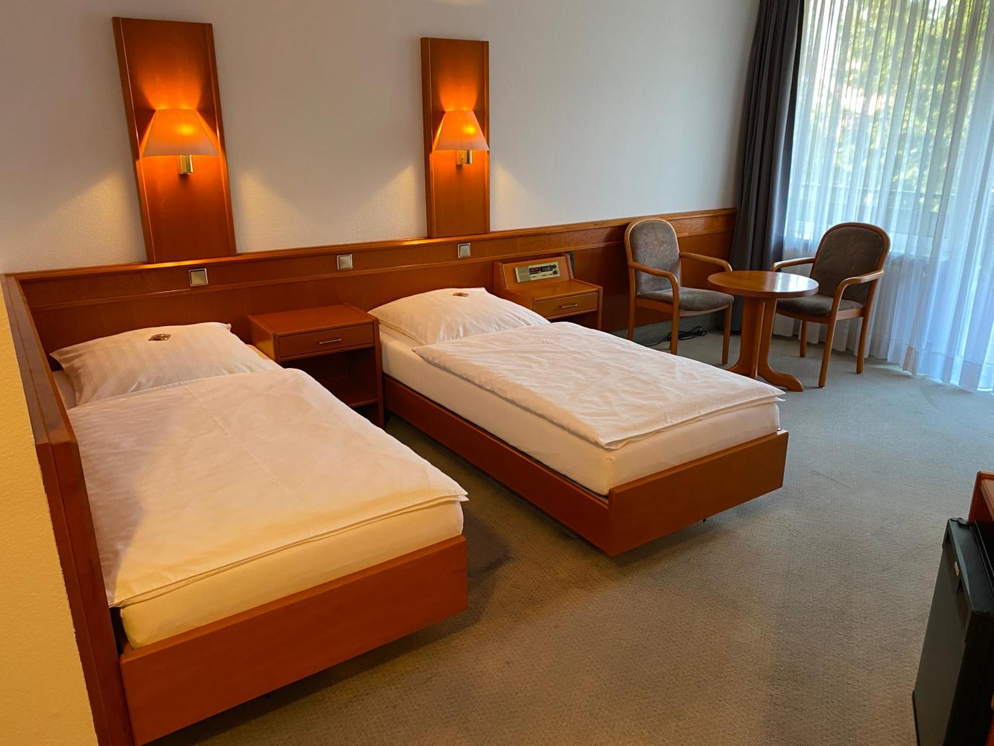 Adamidis Hotel Altenmedingen Extérieur photo